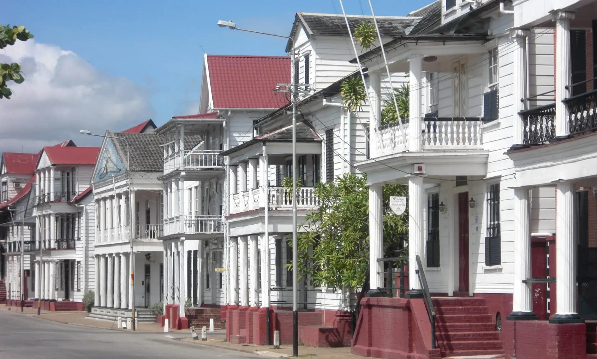 Paramaribo lateral